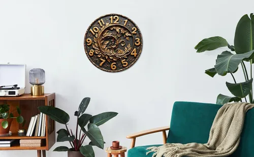 Vista 6 de Reloj de pared de madera con corona de hojas con acabado en bronce 9.8x9.8 in
