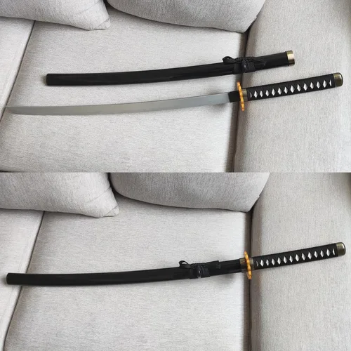 Vista 5 de Katana negra de plástico de 40 pulgadas con protector dorado/azul para cosplay, accesorios de rendimiento