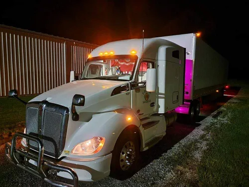 Vista 3 de iJDMTOY Lentes ámbar súper brillantes LED para rueda delantera delantera Fender Side Marker Lights compatibles con Kenworth T680 T700 T880