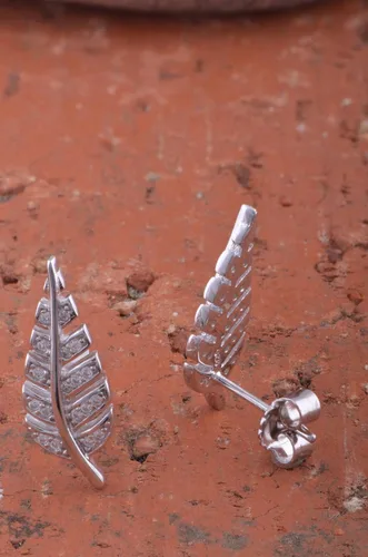 Vista 3 de Aretes de plata de ley chapados en rodio para mujer, circonita cúbica, con plumas, para mujer, regalos para mamá, esposa, novia, Circonita cúbica