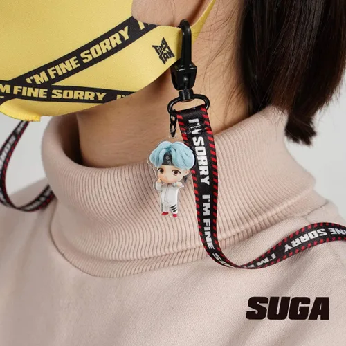 Vista 3 de GAZE TinyTAN - Correa de máscara inspirada en BTS Fashion con dije, SUGA, 1 Count (Pack of 1)