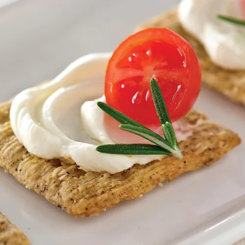 Vista 7 de Triscuit galletas de trigo integral de grano entero con sabor a pimienta negra molida y aceite de oliva, 6 cajas de 8.5 onzas cada una Lunch