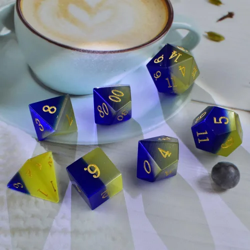 Vista 3 de Juego de dados DND de piedras preciosas de ópalo azul y rojo, 7 piezas de dados D&D utilizados en juegos de rol de Calabozos y Dragones