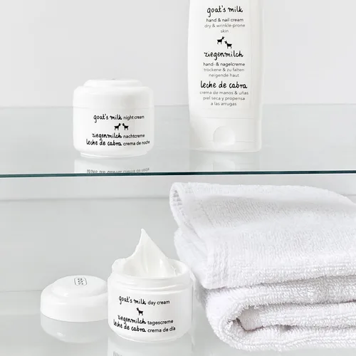 Vista 2 de Crema de Día de Leche de Cabra - Crema Facial Tamaño 1.7 fl oz (1.7 fl oz)
