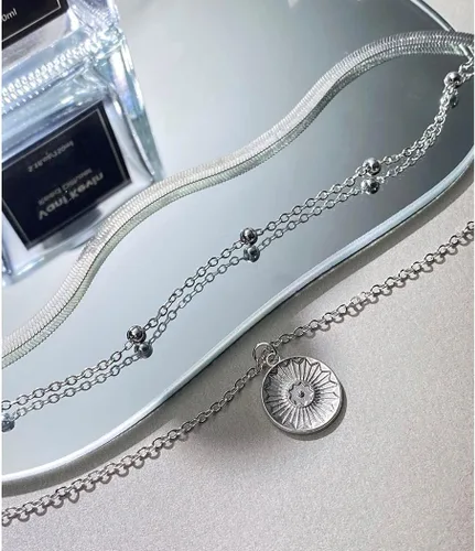 Vista 7 de Shegirl Layered Necklace Silver Pendant Necklaces Fashion Necklaces Jewelry for Women and Girls