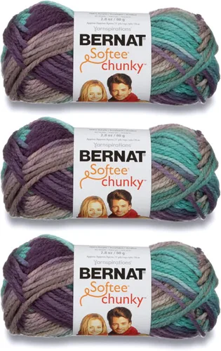 Vista 17 de Ovillo sólido Bernat Softee Chunky, Acrílico, Rojo Berry, Paquete de 1