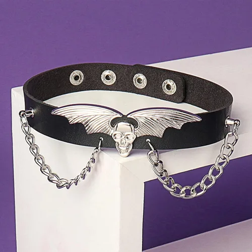 Vista 3 de Gargantilla gótica para mujeres y niñas, de cuero negro, con forma de corazón y cadenas circulares de corazón, collar de Halloween, collar gótico