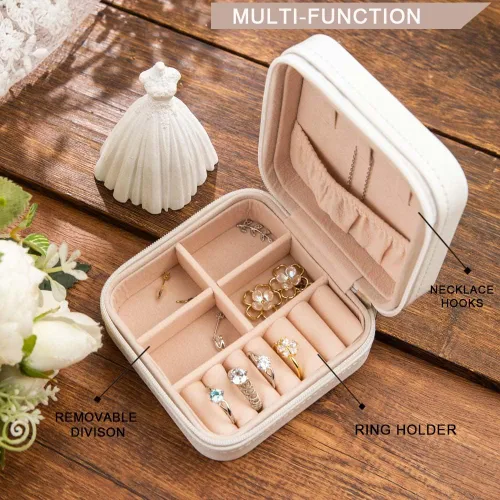Vista 2 de iDWYN Joyero de cuero personalizado con nombre y flor de nacimiento, estuche organizador de viaje personalizado, regalos de cumpleaños para mamá