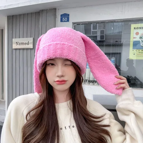 Vista 3 de Fauxfur Y2k - Gorro de conejo para mujer, gorro de invierno cálido con diseño de calavera y pompón, sombrero holgado
