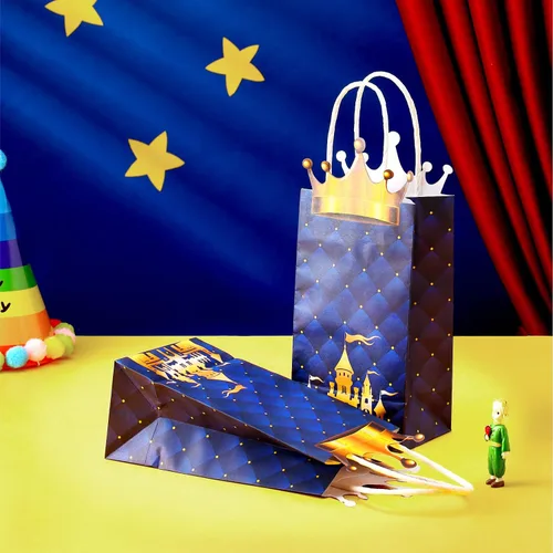 Vista 5 de Sabary Paquete de 16 bolsas de regalos de fiesta de príncipe, bolsas de regalo de corona con purpurina de príncipe con asas, papel kraft para regalo