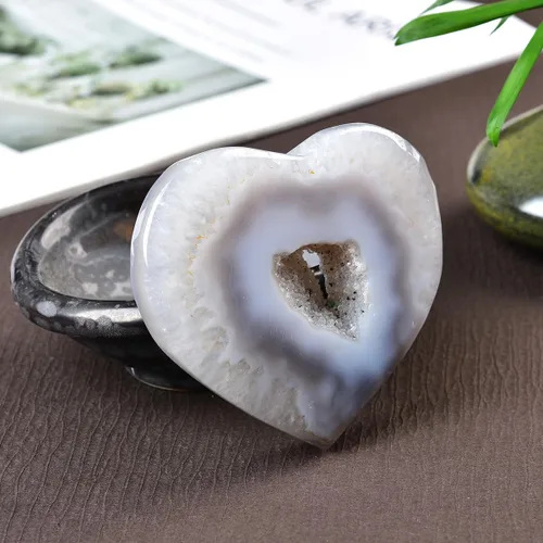 Vista 7 de JIC Gem Geoda de ágata de cristal de corazón grande, piedra de preocupación de palma drusa, cristales de reiki y piedras curativas 3.1-3.5 pulgadas