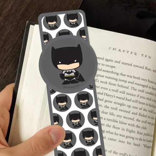 Vista 3 de Batman Cute Chibi - Juego de 3 marcadores laminados brillantes