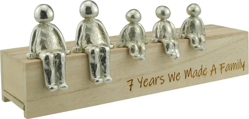Vista 5 de Idea para el 7º aniversario – 7 años que hicimos un adorno de metal familiar – Elige tu combinación familiar (1 niño)
