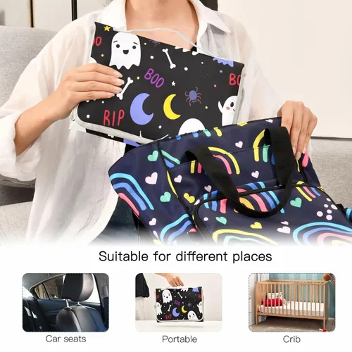 Vista 5 de Cambiador portátil Colorful Ghosts & Moons, cambiador de bebé, bolsa de viaje impermeable para niños y niñas Fantasmas y lunas coloridos