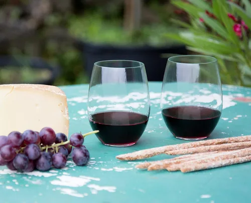 Vista 2 de Riedel The O Vaso de Vino Tumbler Cabernet/Merlot