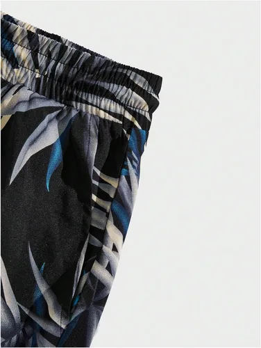 Vista 104 de GORGLITTER Conjunto de 2 piezas de camiseta gráfica de manga corta para hombre, estampado hawaiano con cordón y pantalones cortos