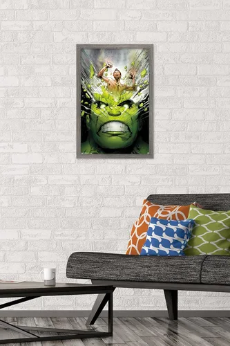 Vista 2 de Trends International Marvel Comics - Póster de pared de The Incredible Hulk - Cover #171, 14.725 x 22.375 pulgadas, versión enmarcada de madera