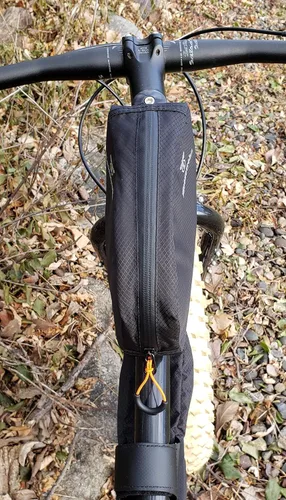 Vista 7 de Bolsa de tubo superior para bicicleta Bolsa de embalaje de bicicleta estilo tanque de combustible con fácil acceso con cremallera de 1 mano