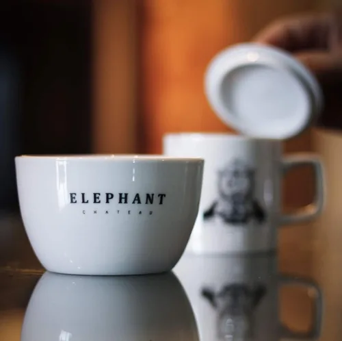 Vista 2 de Juego de té de porcelana blanca perfecto (4 piezas) Infusor de hojas sueltas y taza colador, taza de degustación de té Gongfu y cuchara de té