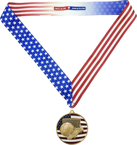 Vista 3 de Decade Awards Medalla patriótica grabada de fútbol – Medallón de fútbol de 2.75 pulgadas de ancho con estrellas y rayas de la bandera estadounidense