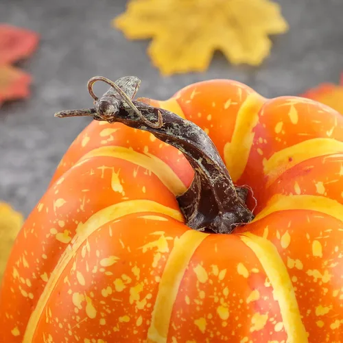 Vista 6 de Ywlake 16 piezas de calabazas de otoño, decorativas grandes y pequeñas para exteriores, de espuma naranja, de plástico, falsas, calabazas