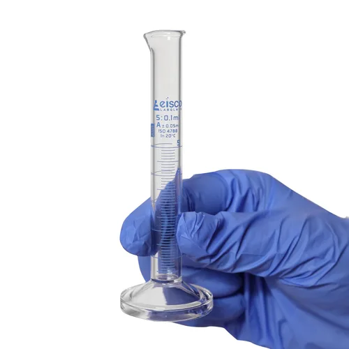 Vista 5 de Cilindro graduado, 5 ml - Tolerancia de clase A ±0,05 ml - Base redonda - Graduaciones azules - Vidrio de borosilicato 3.3 - Eisco Labs