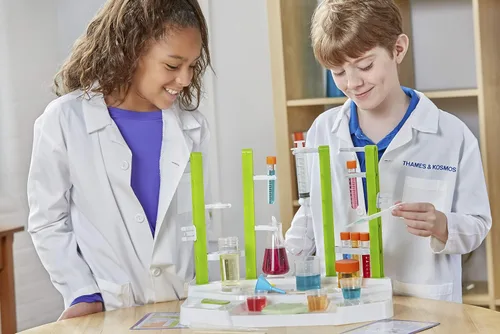 Vista 6 de Thames & Kosmos Ooze Labs Chemistry Station - Kit de experimentos científicos, 20 experimentos no peligrosos que incluyen limo seguro