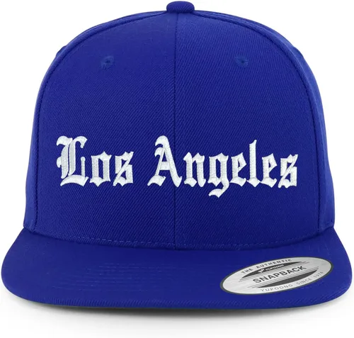 Vista 7 de Trendy Apparel Shop Los Angeles City Old English Bordado Flat Bill Snapback Gorra