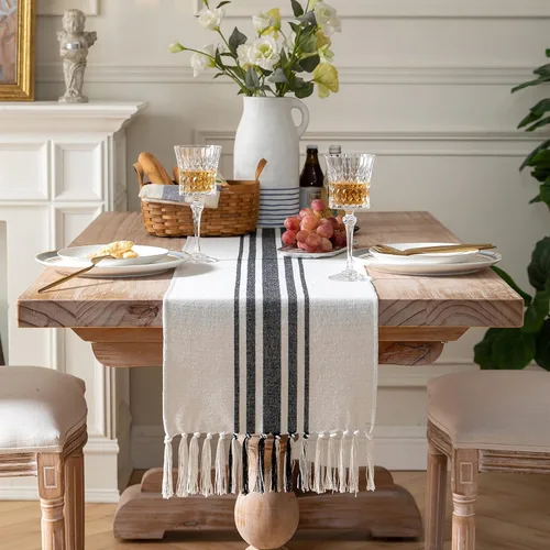Vista 3 de Camino de mesa bohemio para decoración moderna de granja, decoración de mesa de comedor de 13 x 72 pulgadas de largo con borlas hechas a mano