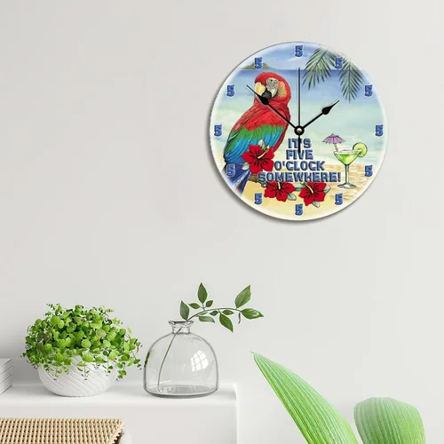Vista 4 de It's 5 O'Clock Somewhere - Reloj de pared de 10 pulgadas, reloj de pared de loro de playa Martini, funciona con pilas, sin tictac, reloj de madera