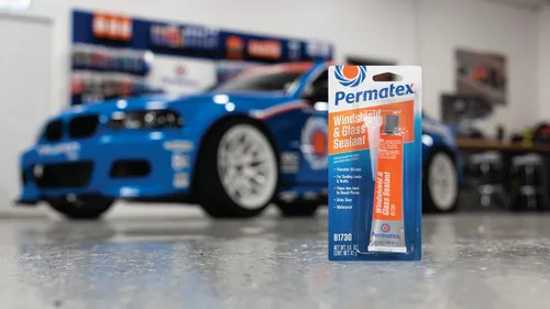Vista 4 de Permatex 81730 silicona fluida sellador para vidrio de parabrisa, 1.5 oz, Multicolor