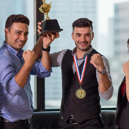 Vista 6 de XunYee 12 juegos de medallas de premios de campeón para fútbol, béisbol, fútbol, baloncesto, jugador de sóftbol, equipo MVP, campeón, regalo
