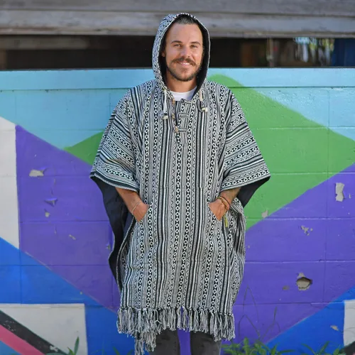 Vista 2 de virblatt - Poncho mexicano para hombre 100% algodón poncho de manta reversible poncho de lana hippie Baja con capucha pancho