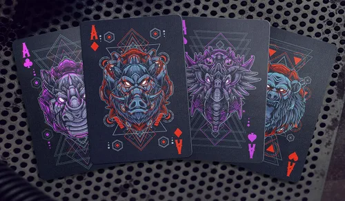 Vista 6 de Mecha Beasts - Juego de cartas de Gent Supply