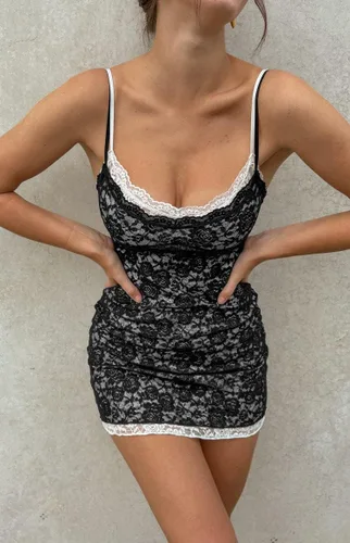 Vista 3 de Y2K - Minivestido sexy de tubo sin tirantes para mujer, con encaje de retazos, bandeau, ajustado, corto, para salir, ropa de calle 2023