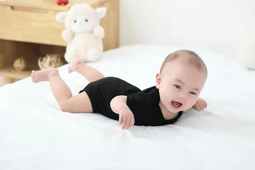 Vista 16 de GUISBY Body de manga corta para bebé, rayón de verano, recién nacido, niños y niñas, 0-24 meses