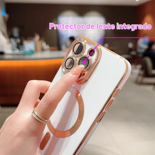 Vista 3 de Funda compatible con iPhone 13 Pro Max, compatible con protector de cámara MagSafe, borde dorado, TPU suave a prueba de golpes, para iPhone 13 Pro