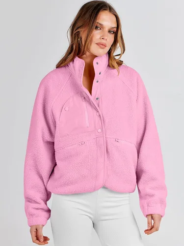 Vista 3 de ANRABESS Chaqueta de forro polar para mujer, con botones, informal, sherpa, recortada, abrigo, abrigo, con bolsillos