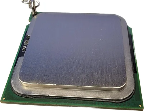 Vista 7 de The Ultimate Geek Accessory - Llavero de procesador de CPU reciclado hecho de piezas de computadora recuperadas