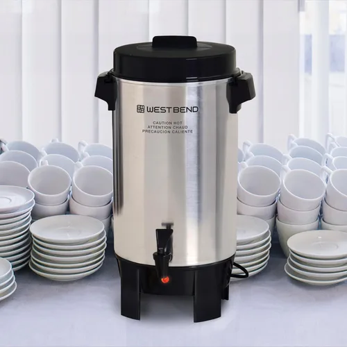 Vista 8 de Cafetera West Bend de aluminio altamente pulido con control automático de temperatura, preparación de una taza por minuto y fácil limpieza. Incluye