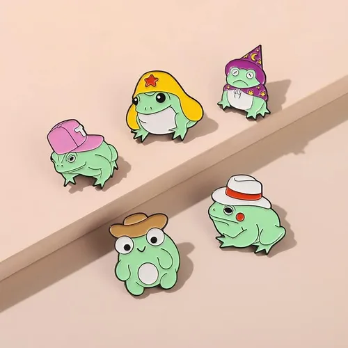 Vista 5 de MOMEITU Pines Kawaii, alfileres estéticos de mochila, lindos pines de anime, bonitos pines esmaltados, pines de mochila Kawaii lindos pines