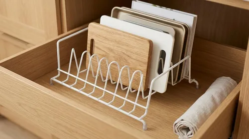 Vista 6 de Huji Soporte para platos, ollas, sartenes, tapa, organizador para gabinete, despensa o encimera de cocina (uno, blanco)