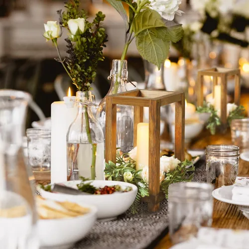 Vista 6 de 12 linternas de madera para centros de mesa de boda decorativos, portavelas rústico decorativo para fiesta de boda, linterna de vela sin llama