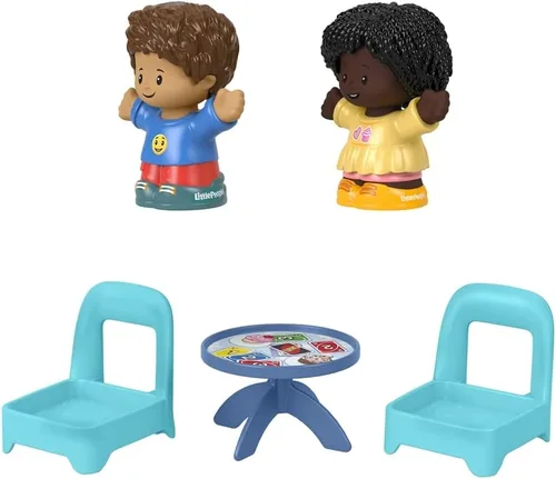 Vista 2 de F-Price Fisher-Price - Juego de figuras de juego de cartas Little People, HHR45 ~ Incluye 2 figuras de gente pequeña, 2 sillas y una mesa