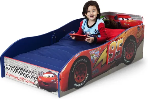 Vista 4 de Delta Children - Cama interactiva de madera para niños pequeños, modelo Cars de Disney/Pixar
