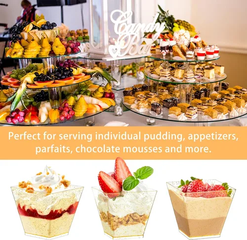 Vista 6 de Mini tazas de postre con purpurina dorada de 3.5 onzas con cucharas, paquete de 50 tazas de postre de plástico dorado para postres pequeños