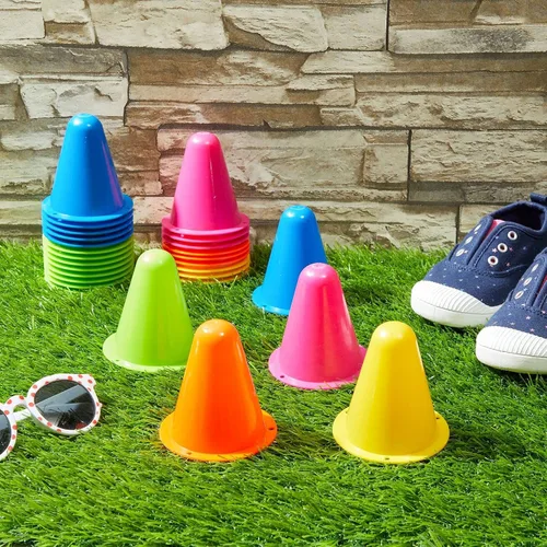 Vista 2 de [Usado] Mini Plastic Cones - Durable Polyethylene & Soccer Training Equipment - Classroom Activities & PE Supplies for Elementary - Dance Practice &