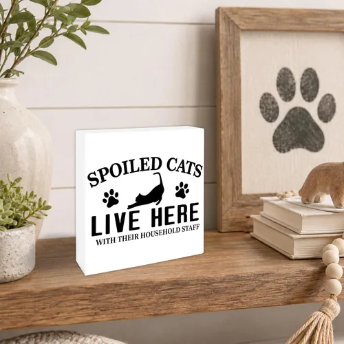 Vista 3 de 4x4 Funny Cat Wooden Block Sign, Spoiled Cats Live Here