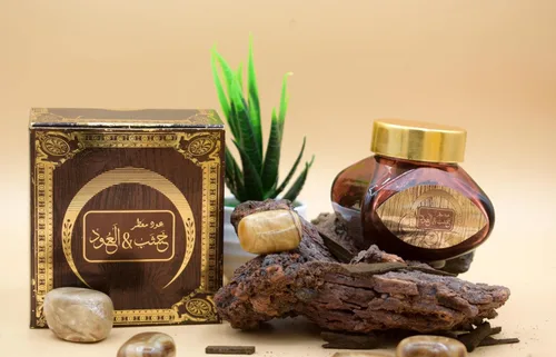 Vista 9 de ARABIYAT Chips de carbón de incienso de madera Oud - Madera de agar Oudh Bakhoor Muattar Palitos de Oud árabe Inciensos Aromaticos para La