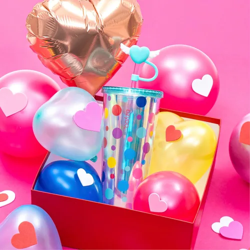Vista 3 de bzyoo Vaso SIP de 24 oz con Tapa de Popote en Forma de Corazón con Alas – Vaso Iridiscente de Diseño Lindo DotDot, Taza Libre de BPA con Tapa